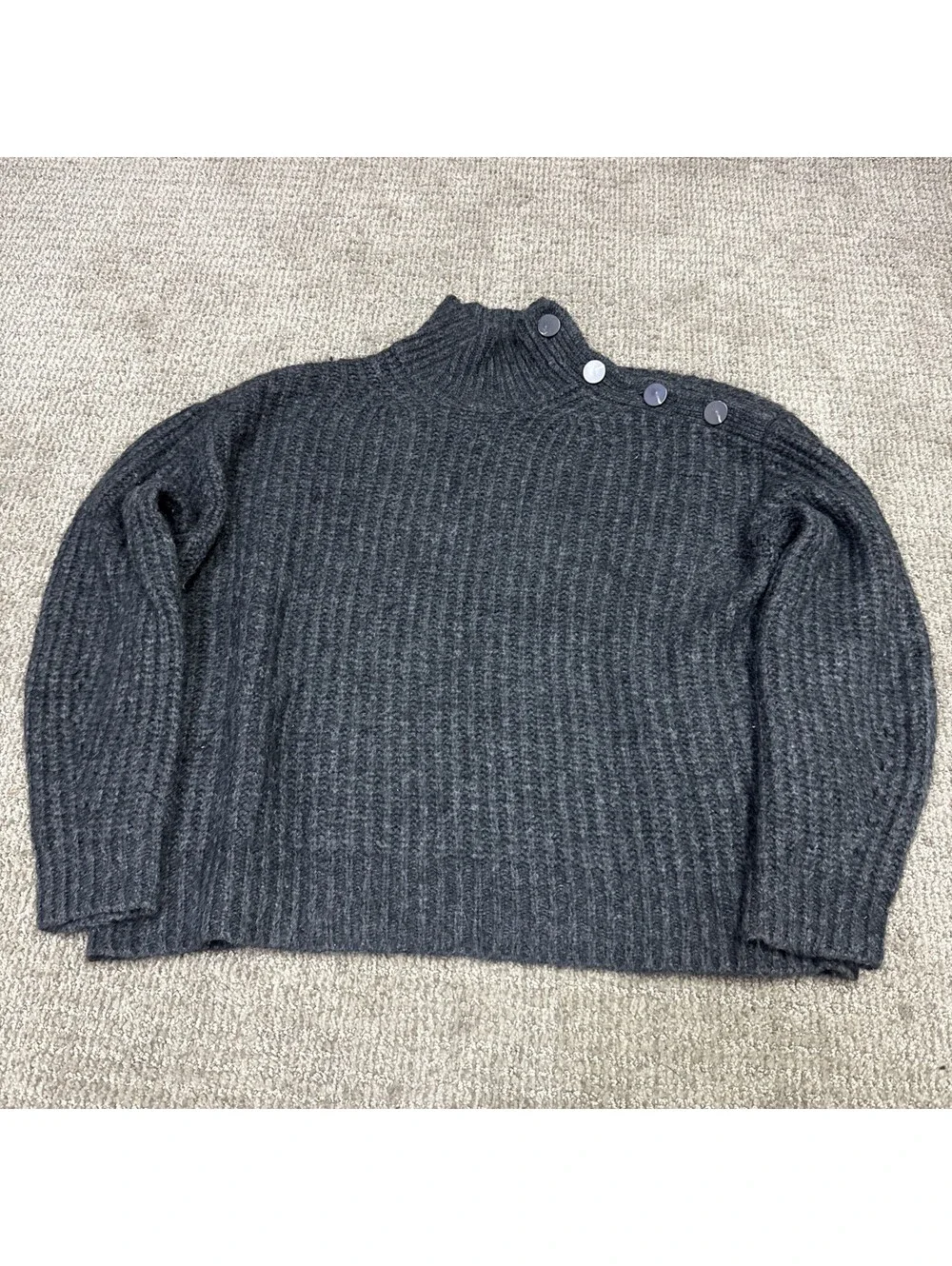 J.Crew Sweater Gray Long Sleeve Pullover Women’s Size Medium